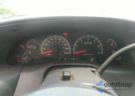 2002 Ford F-150 Lariat/Xl/Xlt z USA, uszkodzony, nr VIN 1FTRX18W72NB97997